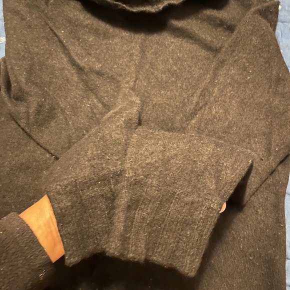 100% Cashmere Black Turtleneck / cowl-neck sweater - Picture 5 of 6